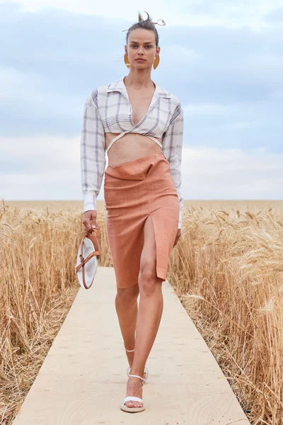 Look 31
